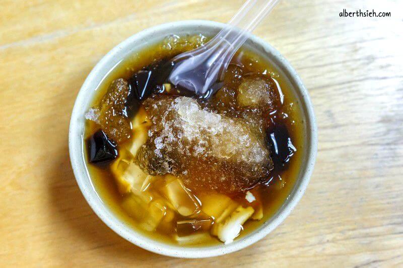 阿嬤ㄟ豆花．鶯歌美食（口感綿密的古早味豆花）