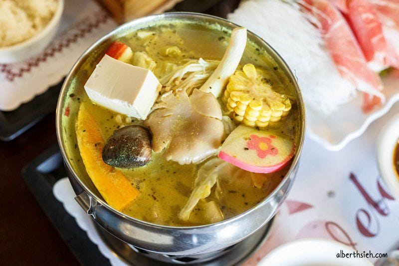 伊豆咖啡館．台中后里美食（餐點選擇多價格合理的複合式簡餐店）