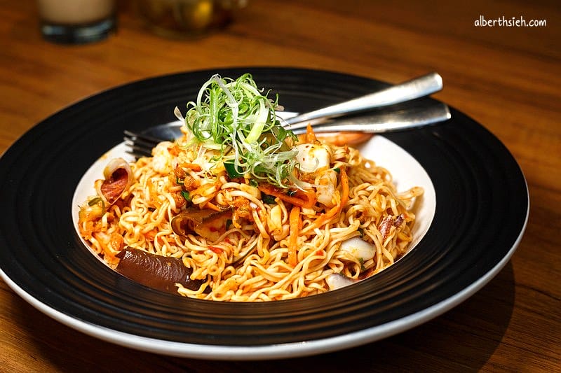 泰集Thai Bazaar泰式料理．桃園中茂新天地美食（餐點精緻裝潢氣氛佳）