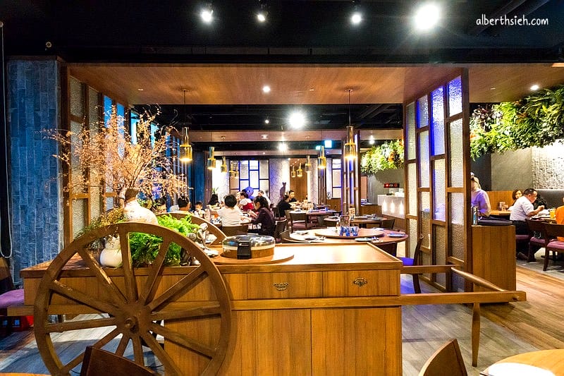 泰集Thai Bazaar泰式料理．桃園中茂新天地美食（餐點精緻裝潢氣氛佳）