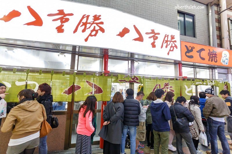 八重勝串炸．大阪新世界美食（酥脆不油膩的平價庶民小吃）