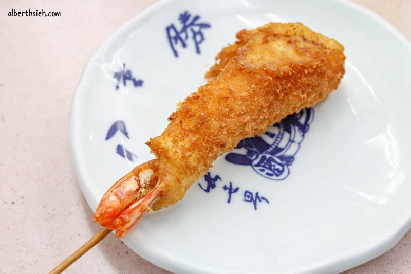 八重勝串炸．大阪新世界美食（酥脆不油膩的平價庶民小吃）