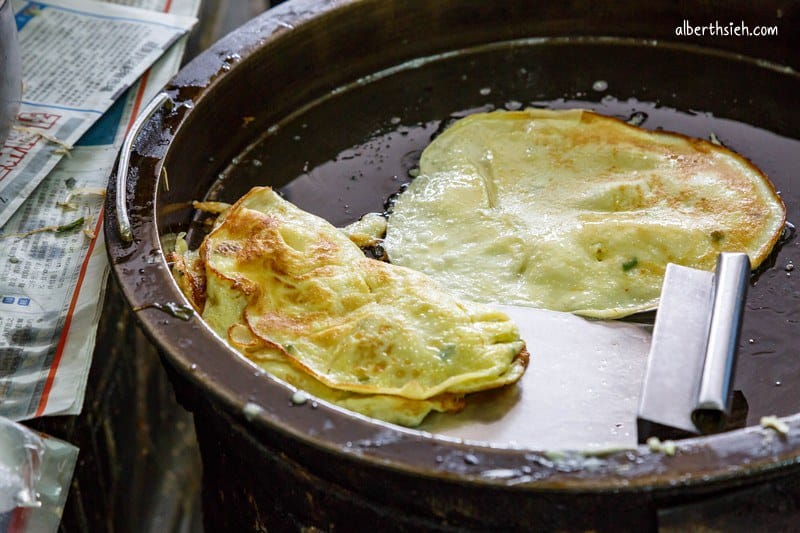 民生路蛋餅．桃園早餐美食（超特別的汽油桶豆芽菜蛋餅）