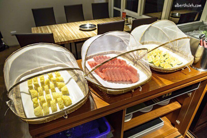 元潮蒙古烤肉酸菜白肉鍋．林口吃到飽美食（肉品蔬菜醬料隨你混搭讓你吃飽飽）