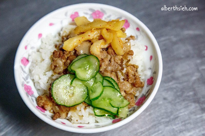 渡三餐．桃園美食（老字號的桃園廟後宵夜小吃）