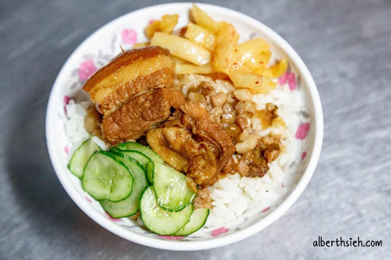 渡三餐．桃園美食（老字號的桃園廟後宵夜小吃）