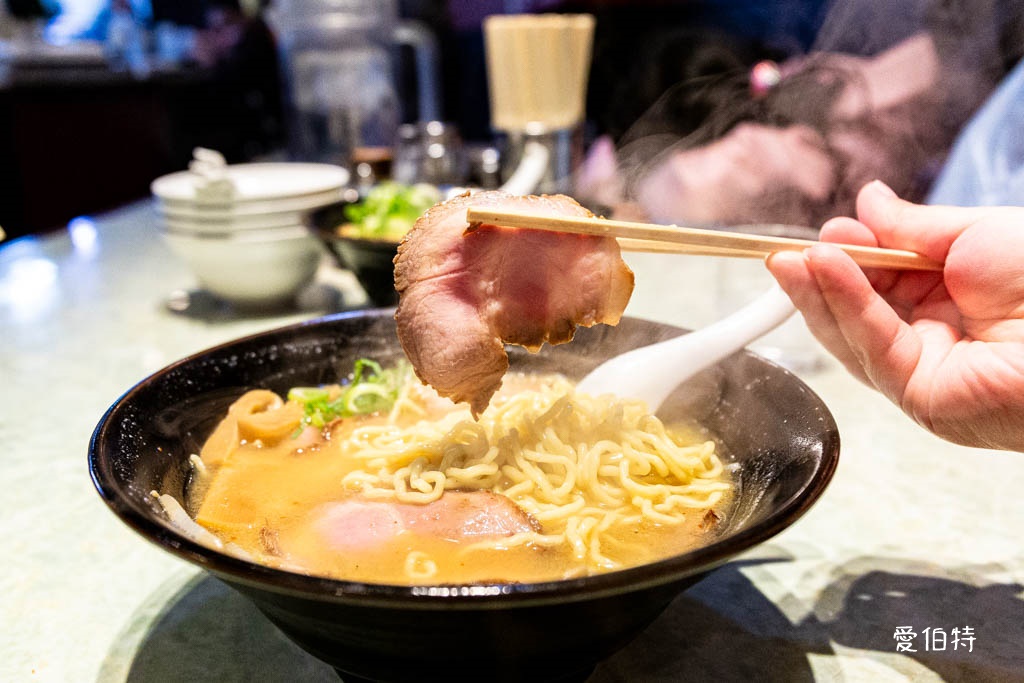 博多川端どさんこ拉麵本店｜九州福岡美食，傳承50年的蔬菜拉麵 @愛伯特