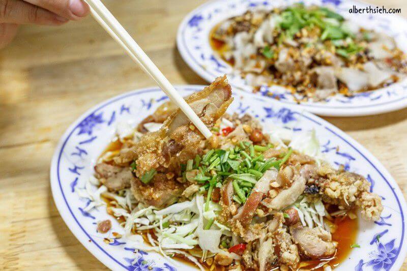 宏珍雲南過橋米線米干．中壢龍岡忠貞市場美食（份量大湯頭佳黑糯米粑巴好吃）