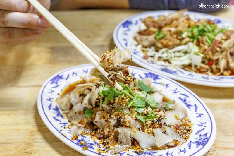 宏珍雲南過橋米線米干．中壢龍岡忠貞市場美食（份量大湯頭佳黑糯米粑巴好吃）