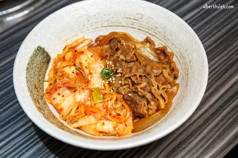 一魂燒肉單點燒烤．桃園美食（桌邊服務佳肉質鮮美又多汁）