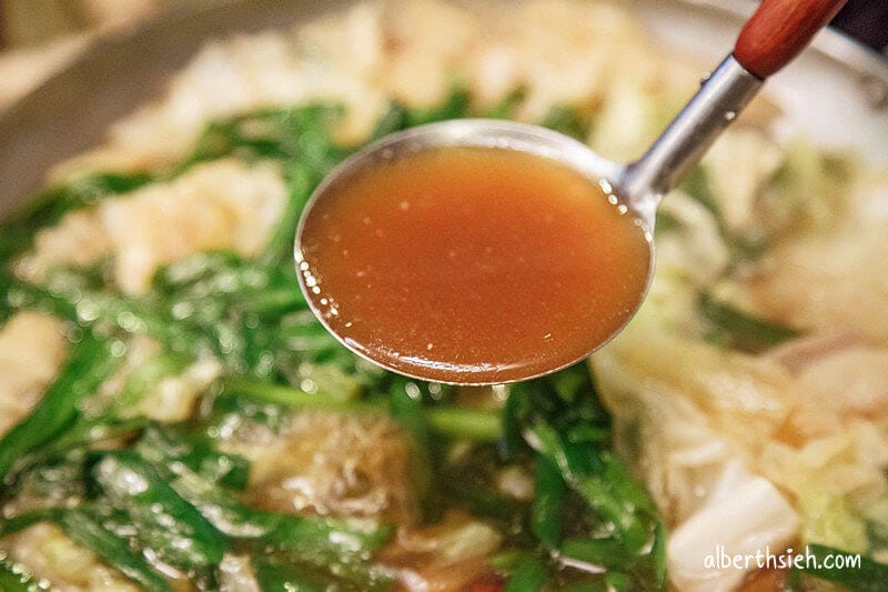 笑樂牛雜鍋(もつ鍋笑楽)．福岡美食（博多名物，一個人也可以享用的鍋物）