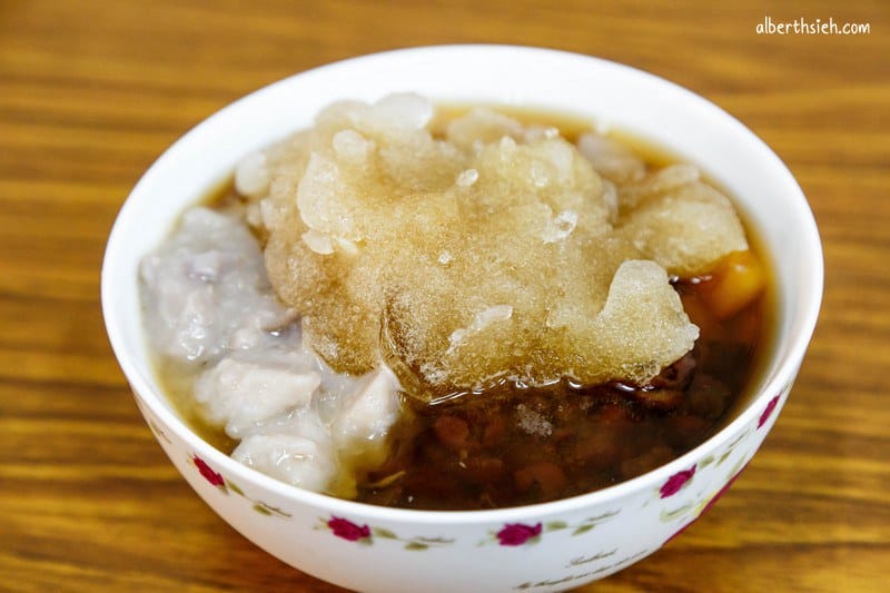 寶哥豆花．桃園大溪美食（內用超大碗豆花綿密料多實在）