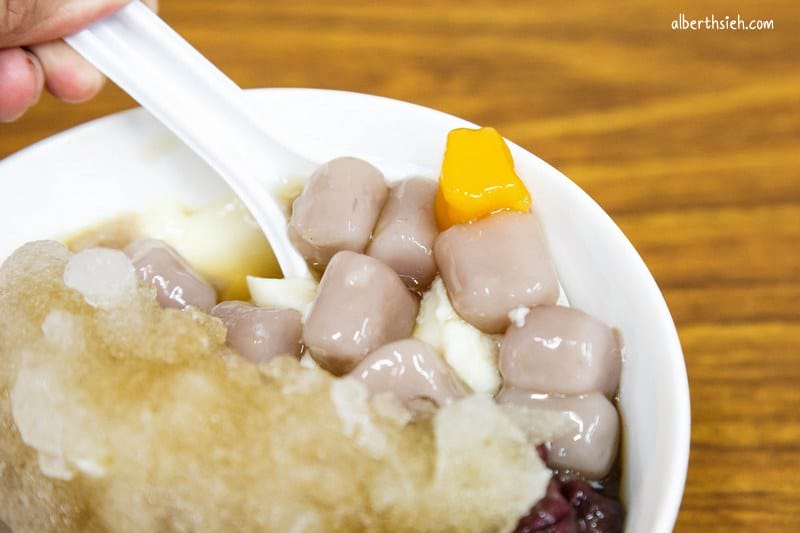 寶哥豆花．桃園大溪美食（內用超大碗豆花綿密料多實在）