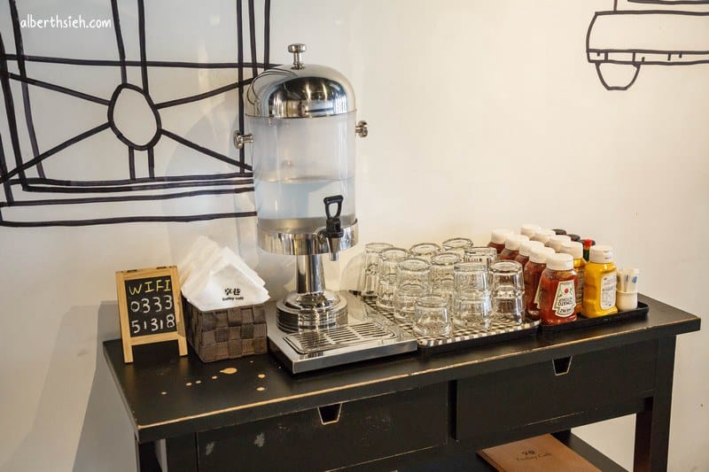 享巷enalley cafe．桃園美食（火車站旁的文青歐風咖啡廳）