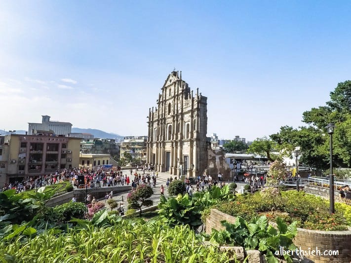 大三巴牌坊、戀愛巷、哪吒廟．澳門景點（聖保祿教堂遺址之世界文化遺產）