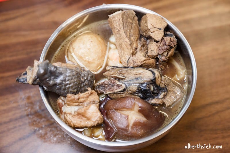 大母雞創意燉鍋．桃園美食（獨特的藥膳養生湯頭火鍋）