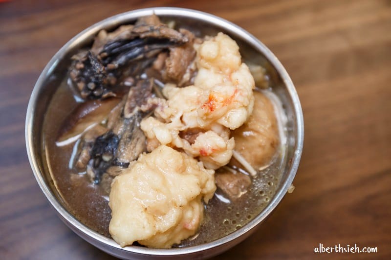 大母雞創意燉鍋．桃園美食（獨特的藥膳養生湯頭火鍋）