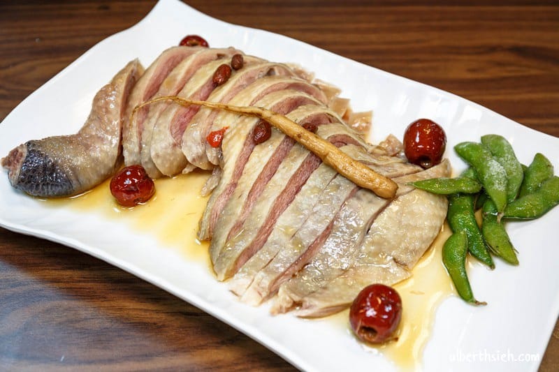 大母雞創意燉鍋．桃園美食（獨特的藥膳養生湯頭火鍋）