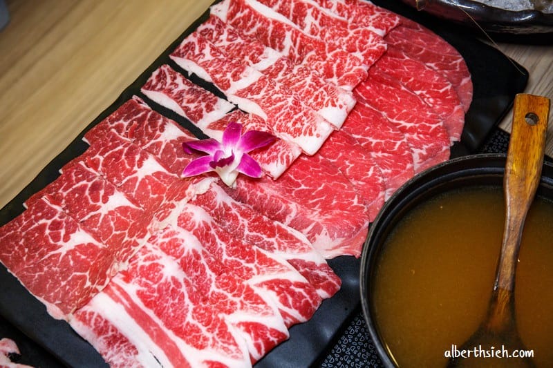 灰鴿．台中火鍋美食（食材新鮮份量十足價格實惠在地人超推）