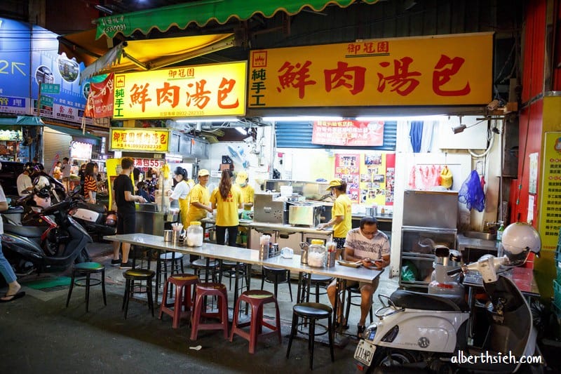御冠園鮮肉湯包．桃園中壢美食（中原皮薄餡爆漿的美味湯包）
