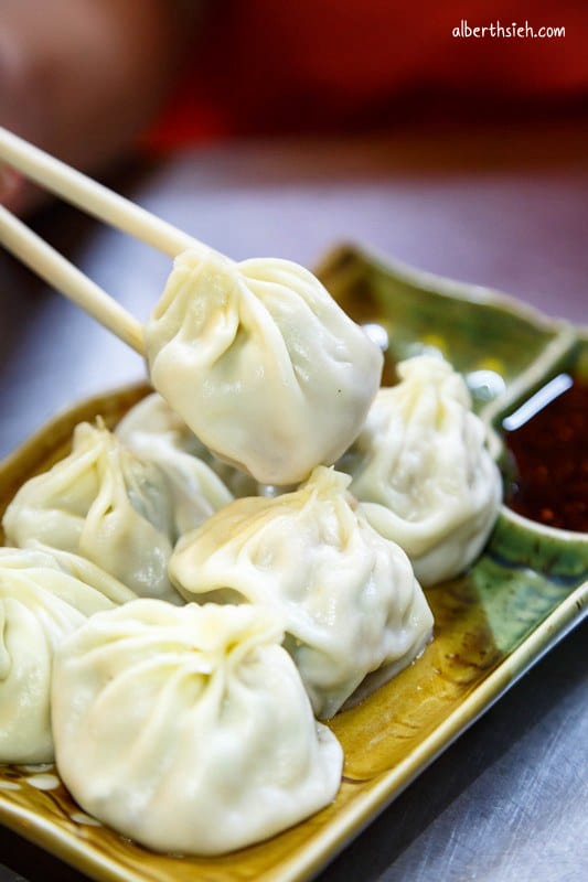 御冠園鮮肉湯包．桃園中壢美食（中原皮薄餡爆漿的美味湯包）