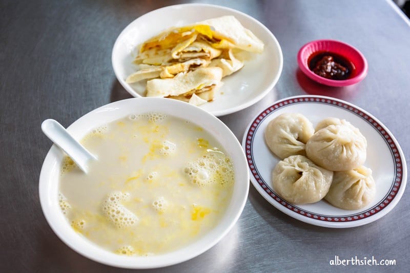 大平街楊梅湯包手工蛋餅．桃園楊梅美食（在地人從小吃到大的美味早餐）