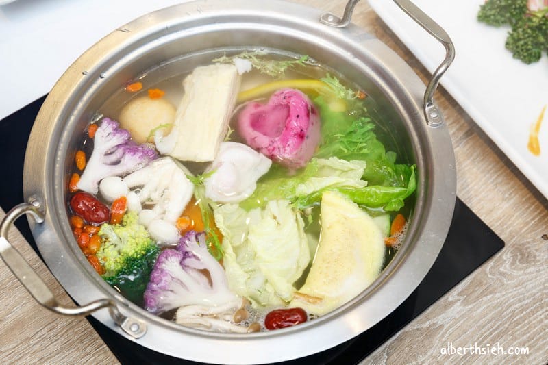 大麻鍋物.桃園火鍋美食(情人節送花不稀奇,送蔬菜花束才有創意阿!) - 第14張圖 大麻鍋物.桃園火鍋美食(情人節送花不稀奇,送蔬菜花束才有創意阿!)