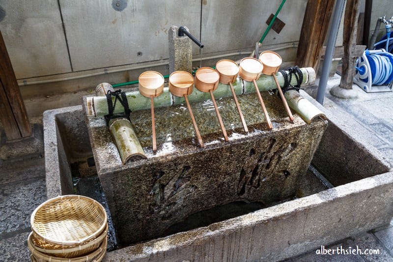 京都景點．御金神社（日本唯一求財神社還可以洗錢求好運）