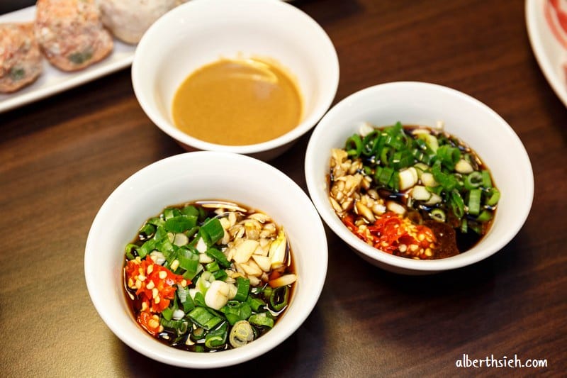巴蜀天府麻辣鍋．桃園龍潭美食（鯽魚養生鍋/麻辣紅鍋都不錯價錢也很合理實惠）