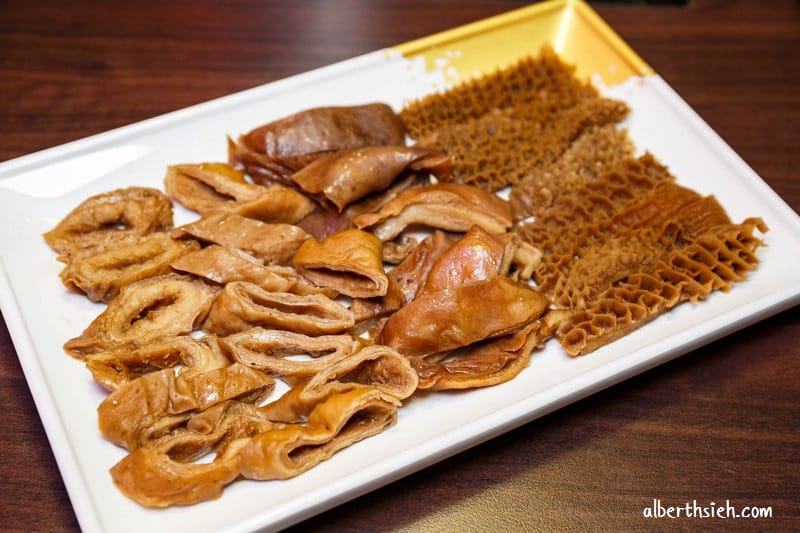 巴蜀天府麻辣鍋．桃園龍潭美食（鯽魚養生鍋/麻辣紅鍋都不錯價錢也很合理實惠）