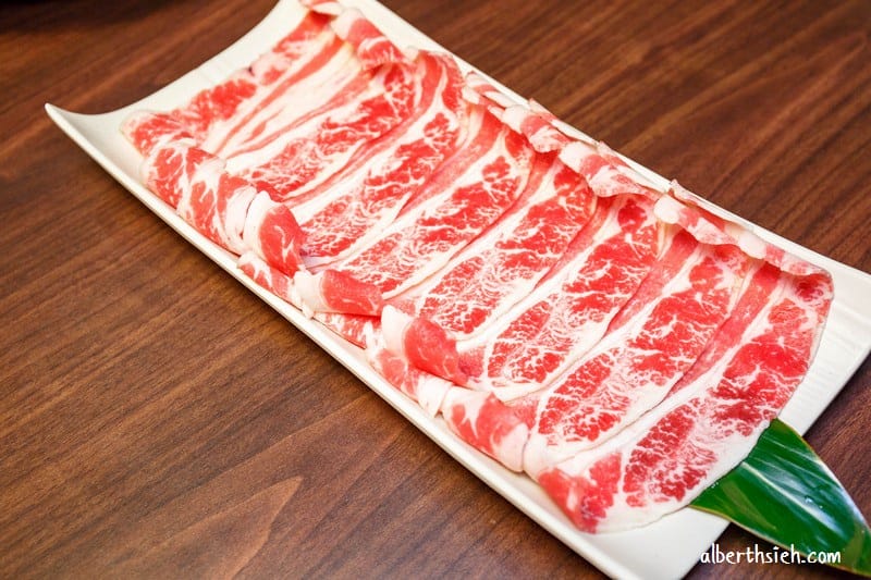 巴蜀天府麻辣鍋．桃園龍潭美食（鯽魚養生鍋/麻辣紅鍋都不錯價錢也很合理實惠）