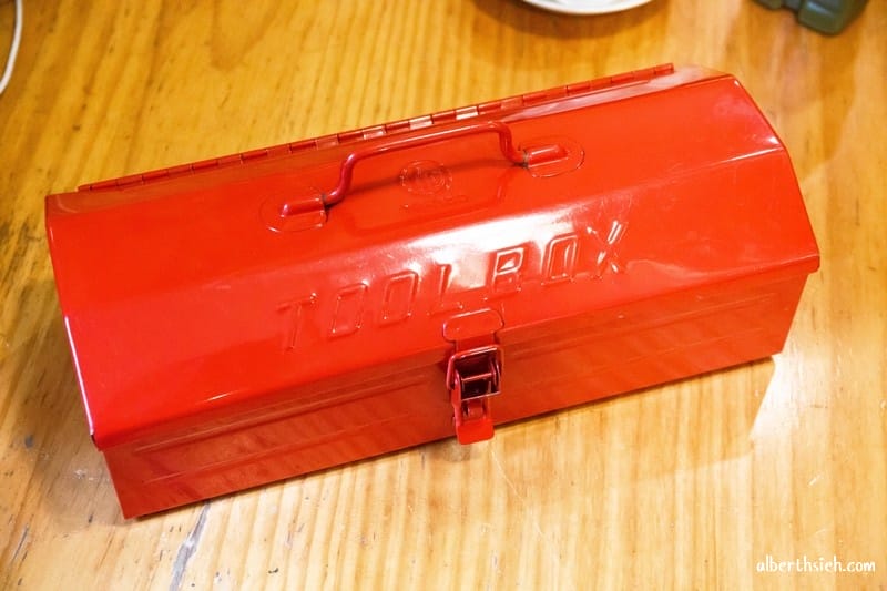 鐵皮駅．台中草悟道美食（被機器人包圍充滿童年回憶主題餐廳）