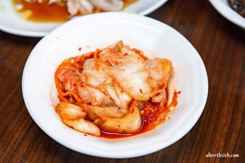 阿美米干．龍岡忠貞市場美食（雲南傳統小吃建議搭配米線蛋黃麵）