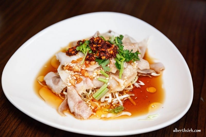阿美米干．龍岡忠貞市場美食（雲南傳統小吃建議搭配米線蛋黃麵）