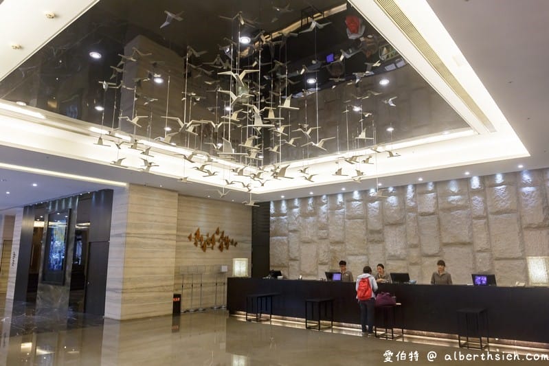 花蓮煙波飯店（太平洋海景/三溫暖/健身房/遊戲區/公正包子吃到飽/接駁車）