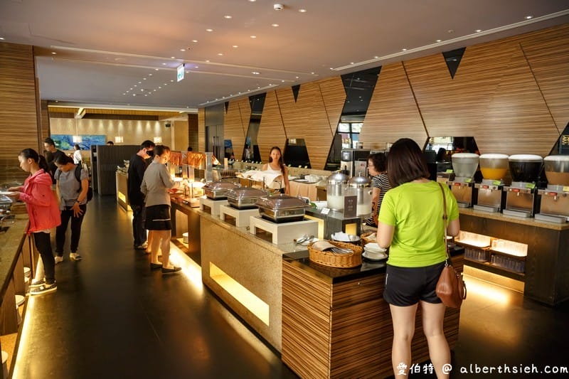 花蓮煙波飯店（太平洋海景/三溫暖/健身房/遊戲區/公正包子吃到飽/接駁車）