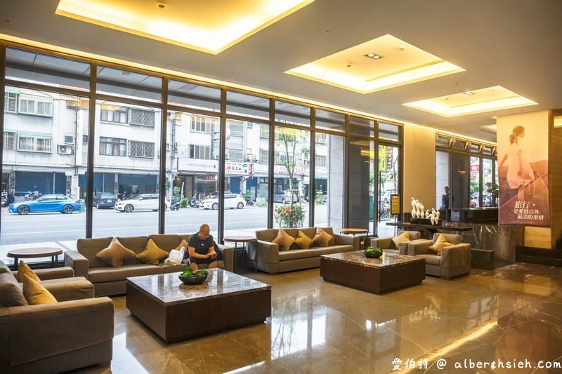 花蓮煙波飯店（太平洋海景/三溫暖/健身房/遊戲區/公正包子吃到飽/接駁車）
