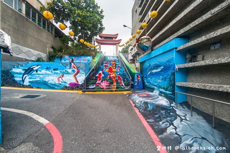 力爭上游鯉魚彩繪階梯．花蓮景點（位於北濱福天宮活靈活現超吸睛）