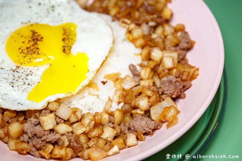 復興咖啡交易所．台中東區美食（火車站旁的文青老宅港澳料理咖啡廳）
