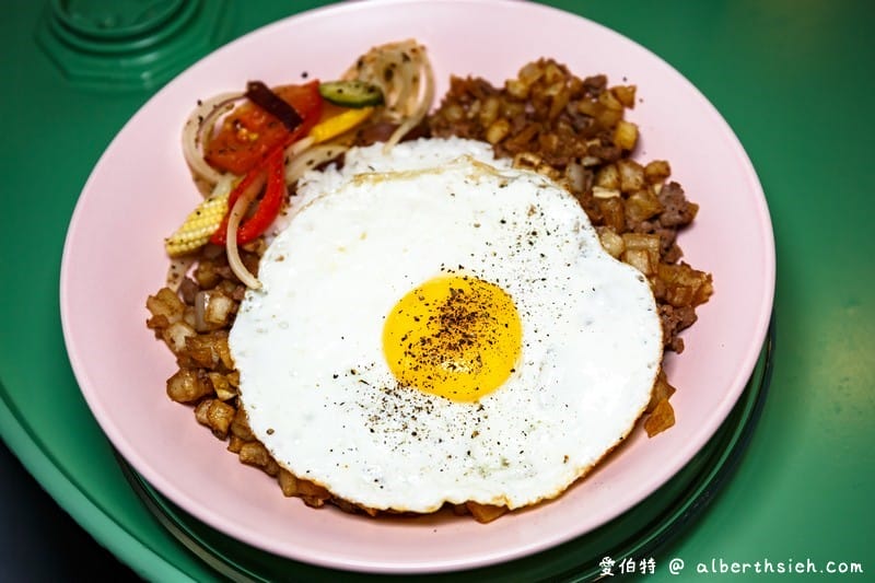 復興咖啡交易所．台中東區美食（火車站旁的文青老宅港澳料理咖啡廳）