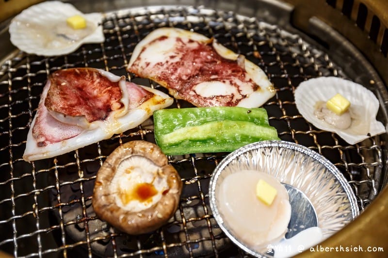 牛角日式燒肉．桃園遠百美食（肉質不錯，但建議平日吃到飽前往才會吃的爽）