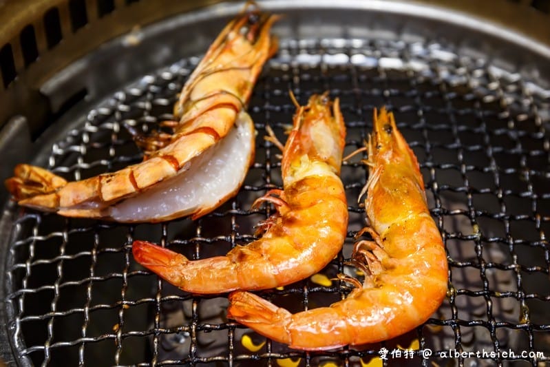 牛角日式燒肉．桃園遠百美食（肉質不錯，但建議平日吃到飽前往才會吃的爽）