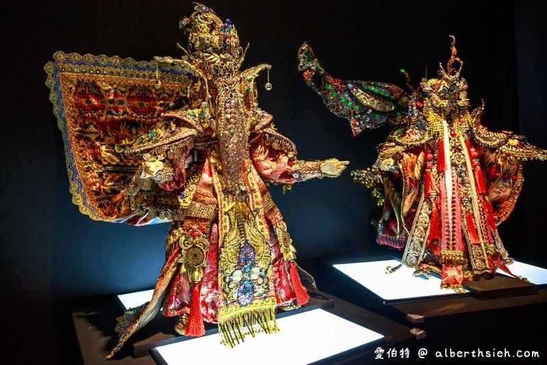 霹靂藝術科幻特展（霹靂布袋戲素結合光碼辨識技術超讚，暑假展覽必逛）