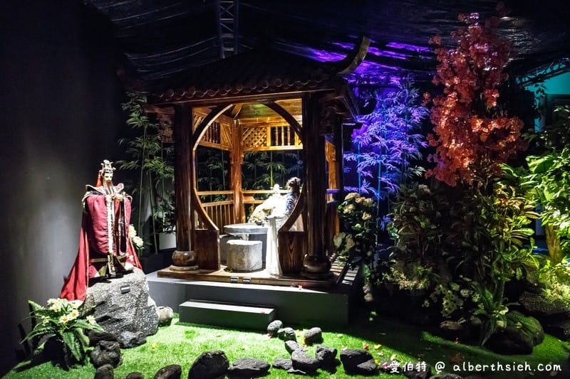 霹靂藝術科幻特展（霹靂布袋戲素結合光碼辨識技術超讚，暑假展覽必逛）