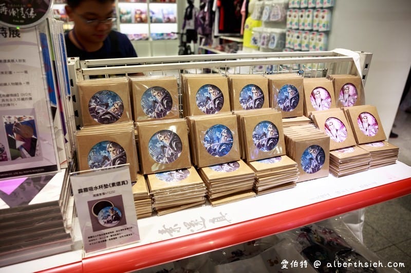 霹靂藝術科幻特展（霹靂布袋戲素結合光碼辨識技術超讚，暑假展覽必逛）