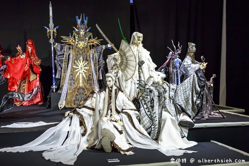 霹靂藝術科幻特展（霹靂布袋戲素結合光碼辨識技術超讚，暑假展覽必逛）