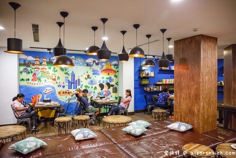 康瀚行旅．高雄住宿推薦（丹丹漢堡/六合夜市/駁二就在附近價錢也實惠，四方通行9顆星好評）