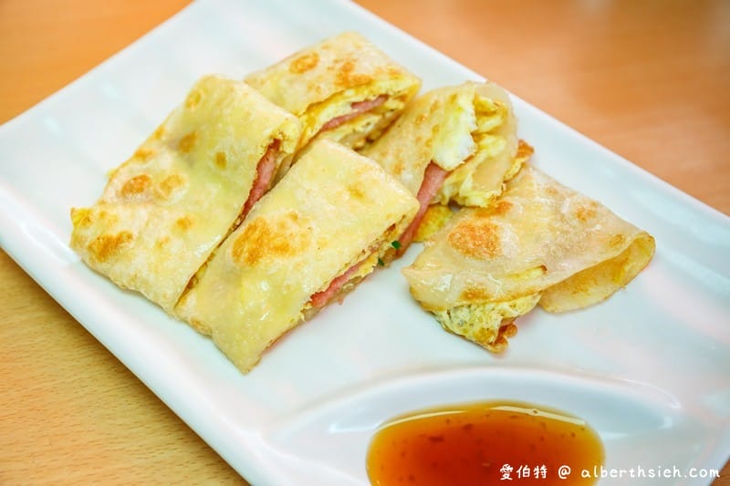 呷尚寶JSP早午餐．桃園美食（漢堡種類多清爽不油膩，蘿蔔糕，蛋餅也好吃）