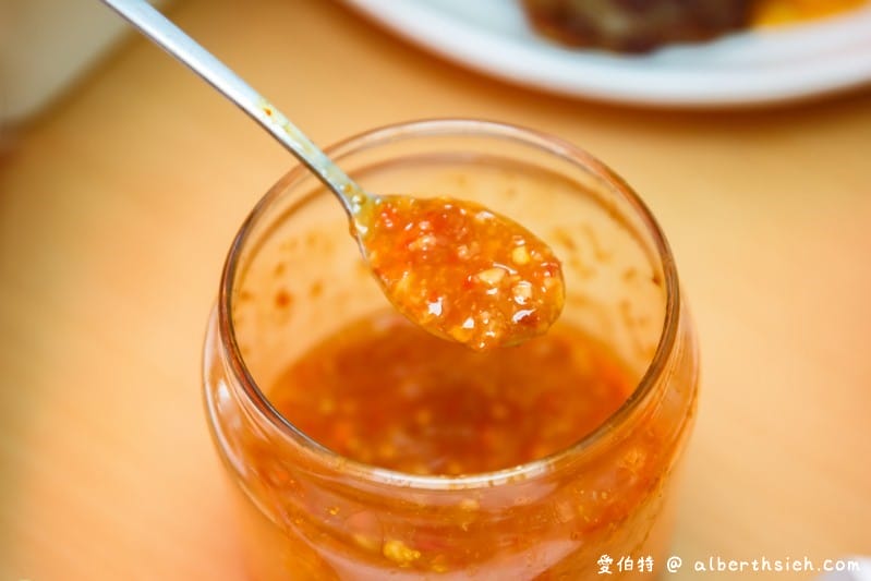 呷尚寶JSP早午餐．桃園美食（漢堡種類多清爽不油膩，蘿蔔糕，蛋餅也好吃）