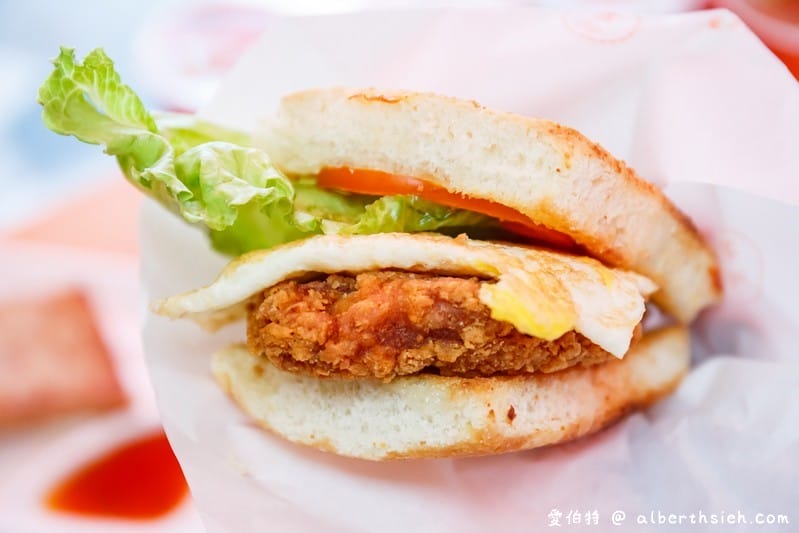 呷尚寶JSP早午餐．桃園美食（漢堡種類多清爽不油膩，蘿蔔糕，蛋餅也好吃）